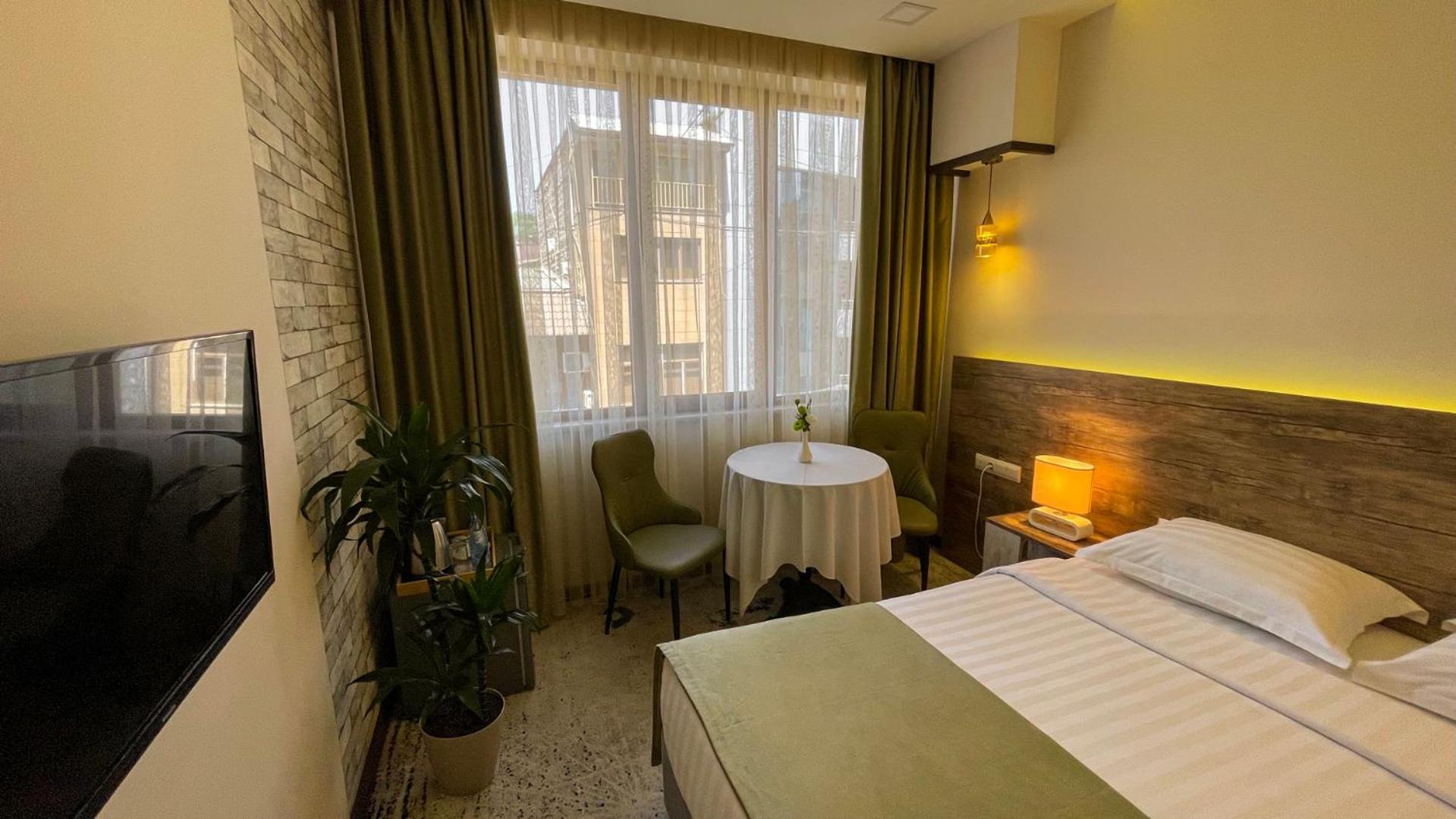 Rg Boutique Hotel Erivan Exterior foto